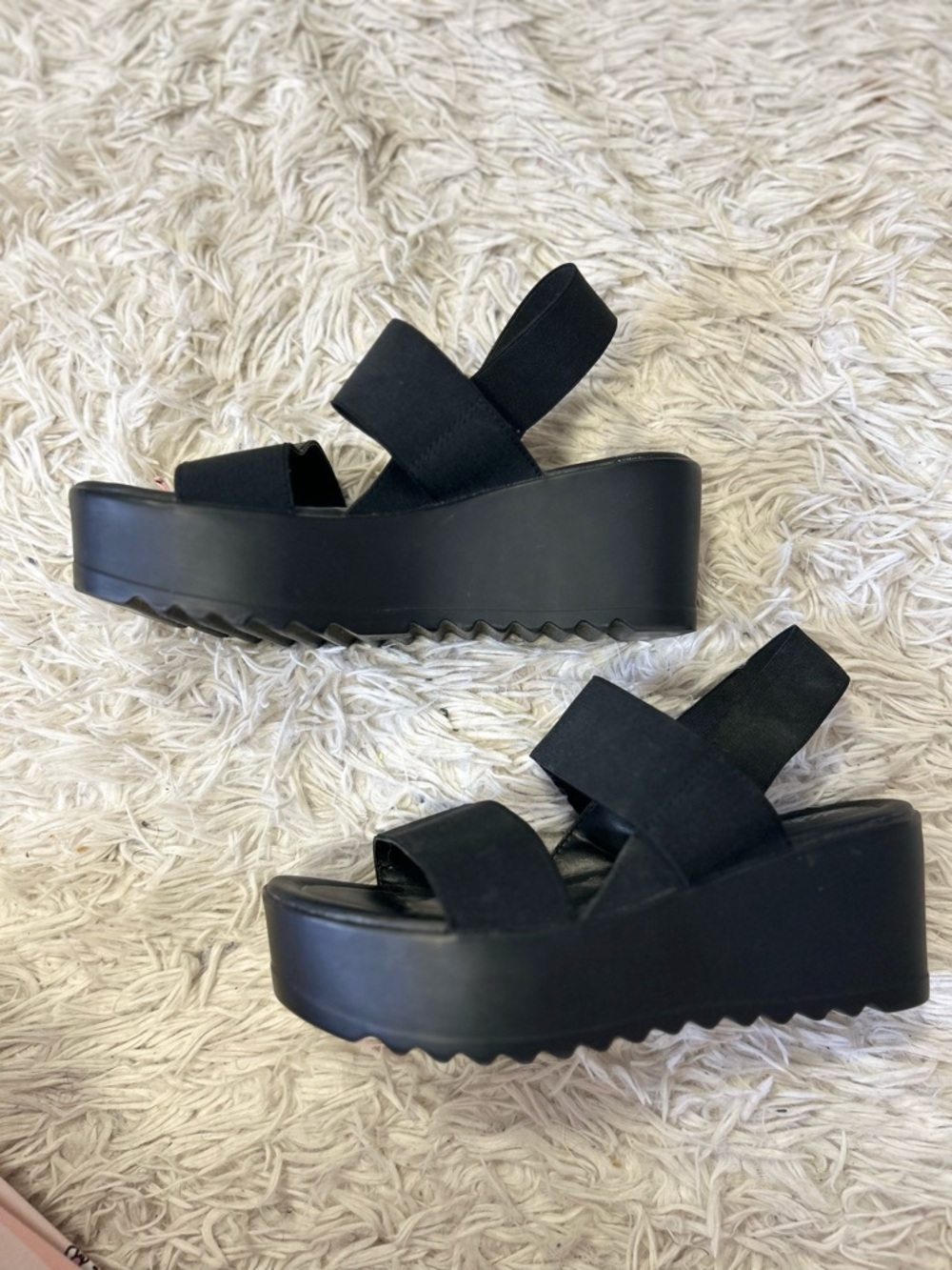 ◾️Y2K Inspired Massimo Chunky Strappy Platform Sandal
